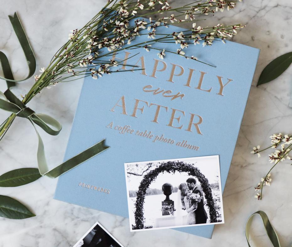 Happily Ever After - A Coffee Table Album (60 Mustaa sivua / 30 lehte)