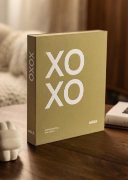 KAILA XOXO Vanilla - Coffee Table Photo Album (60 Mustaa sivua / 30 lehteä)