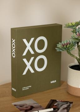 KAILA XOXO Olive - Coffee Table Photo Album (60 Mustaa sivua / 30 lehteä)