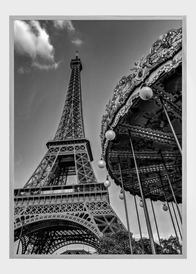 Merry-Go-Round at the Eiffel Tower Juliste