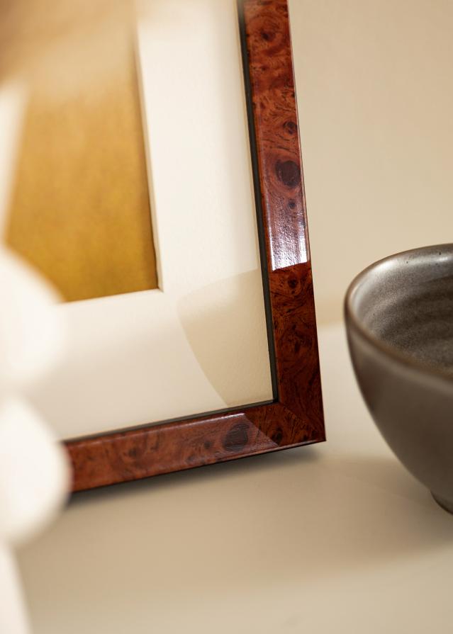 Kehys Hermes Saksanpähkinä Burl 60x70 cm - Passepartout Valkoista B2 500x707 mm