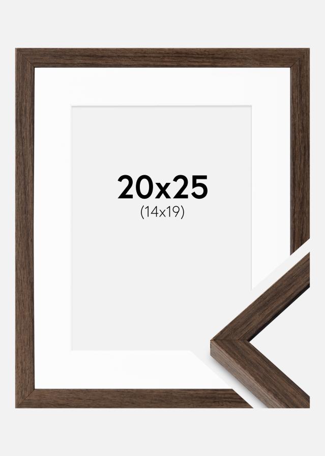 Kehys Ares Saksanpähkinä 20x25 cm - Passepartout Valkoista 15x20 cm