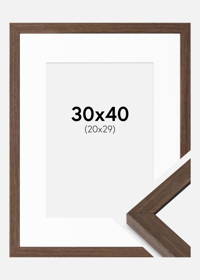Kehys Hermes Saksanpähkinä 30x40 cm - Passepartout Valkoista 21x30 cm