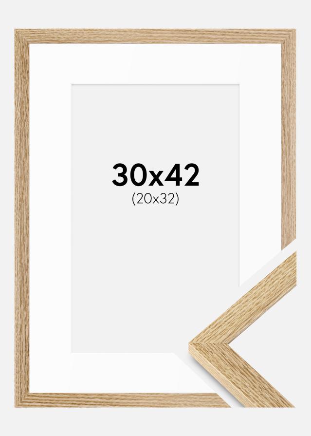 Kehys Selection Tammi 30x42 cm - Passepartout Valkoista 21x33 cm