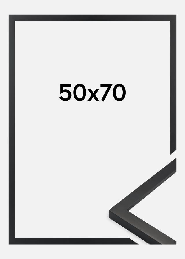 Premium by BGA Musta 50x70 cm