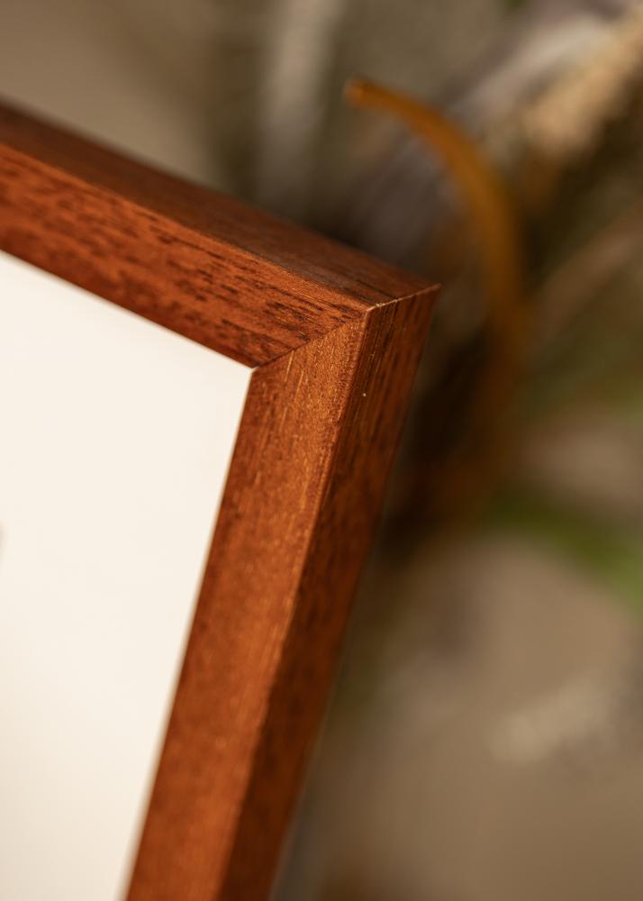 Kehys Hermes Kirsikka 42x59,4 cm - Passepartout Valkoista 25x38 cm