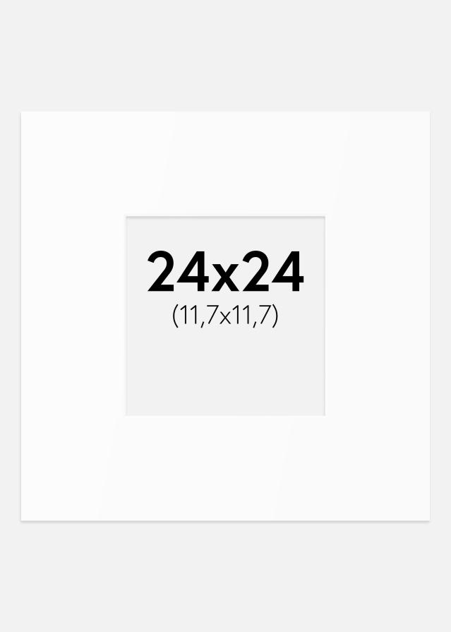 Passepartout Valkoinen Standard (Valkoinen keskus) 24x24 cm (11,7x11,7)
