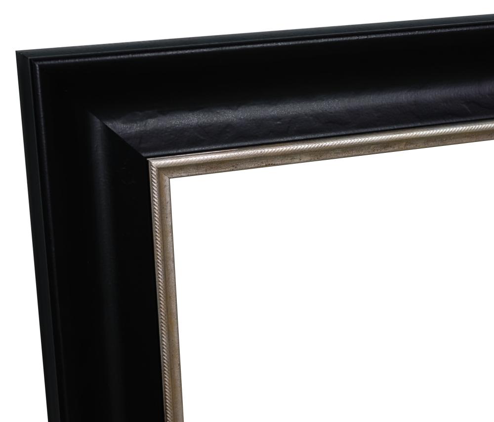 Peili Madeline Musta