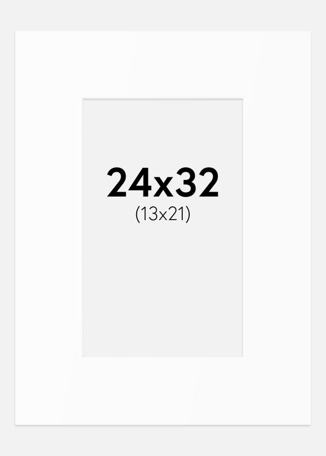 Passepartout Valkoinen Standard (Valkoinen keskus) 24x32 cm (13x21)
