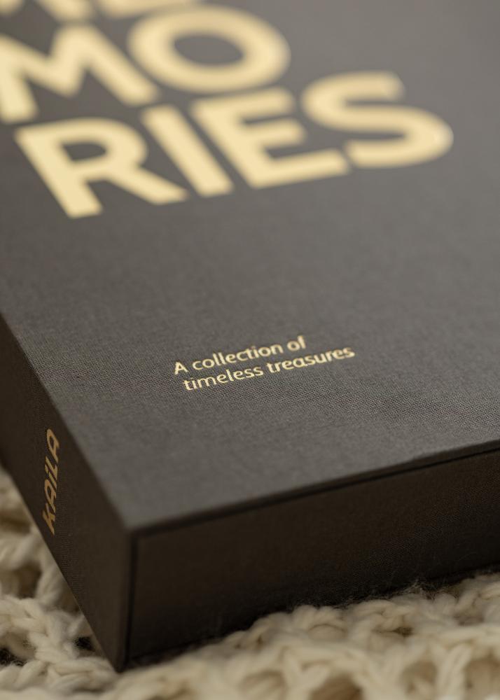 KAILA MEMORIES Black XL - Coffee Table Album - 60 Kuvalle Koossa 11x15 cm