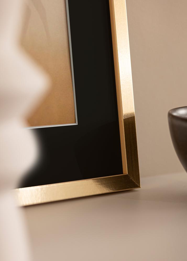 Kehys Trendy Kulta 20x25 cm - Passepartout Musta 14x18 cm