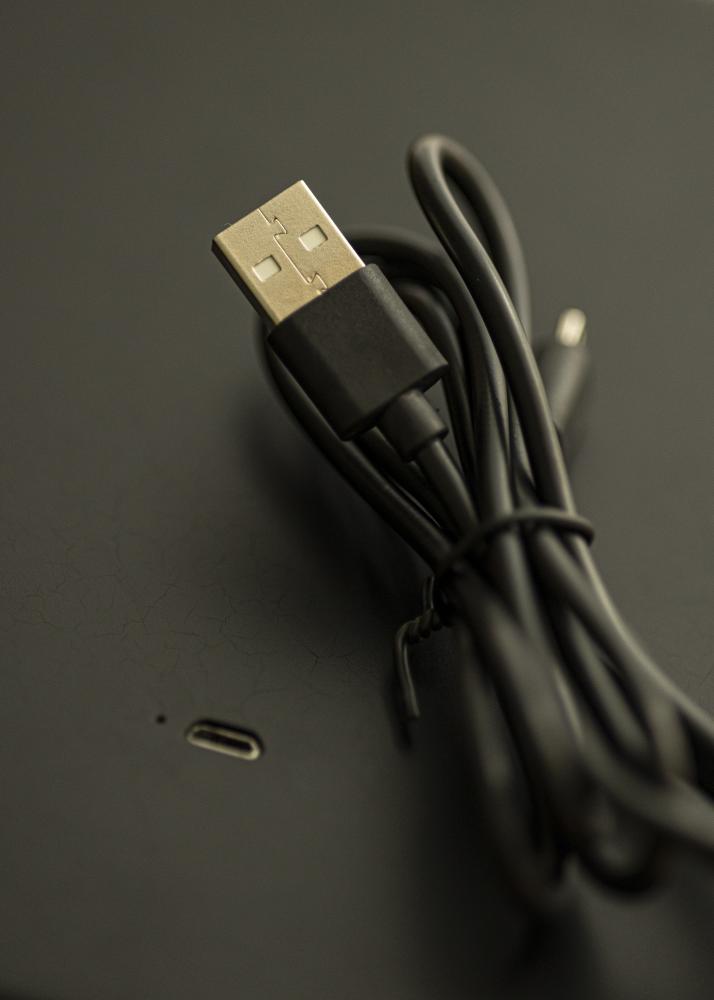 KAILA Meikkipeili Travel LED Ladattava Musta 14x20 cm