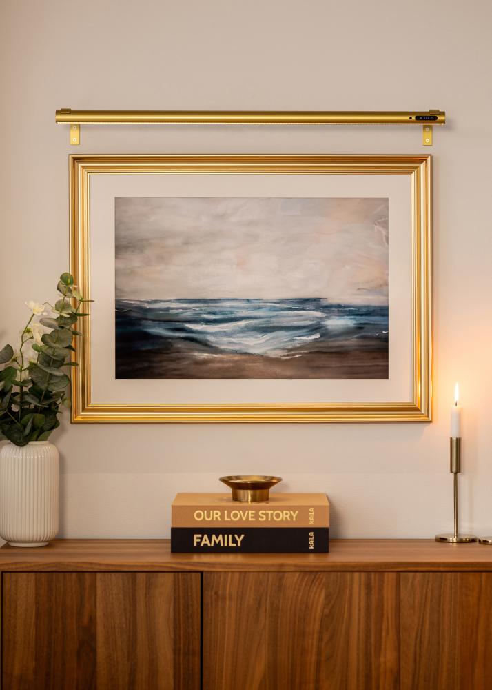 KAILA Brilliance Paristokäyttöinen Tauluvalaistus 80 cm - Kulta