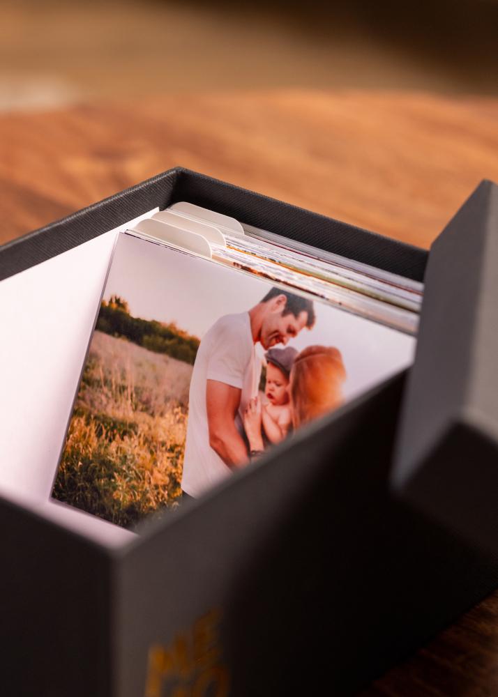 KAILA MEMORIES Valokuvakotelo (700 kuvaa 10x15 cm) - Musta