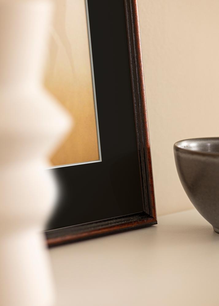 Kehys Horndal Saksanpähkinä 24x30 cm - Paspatuuri Musta 18x24 cm