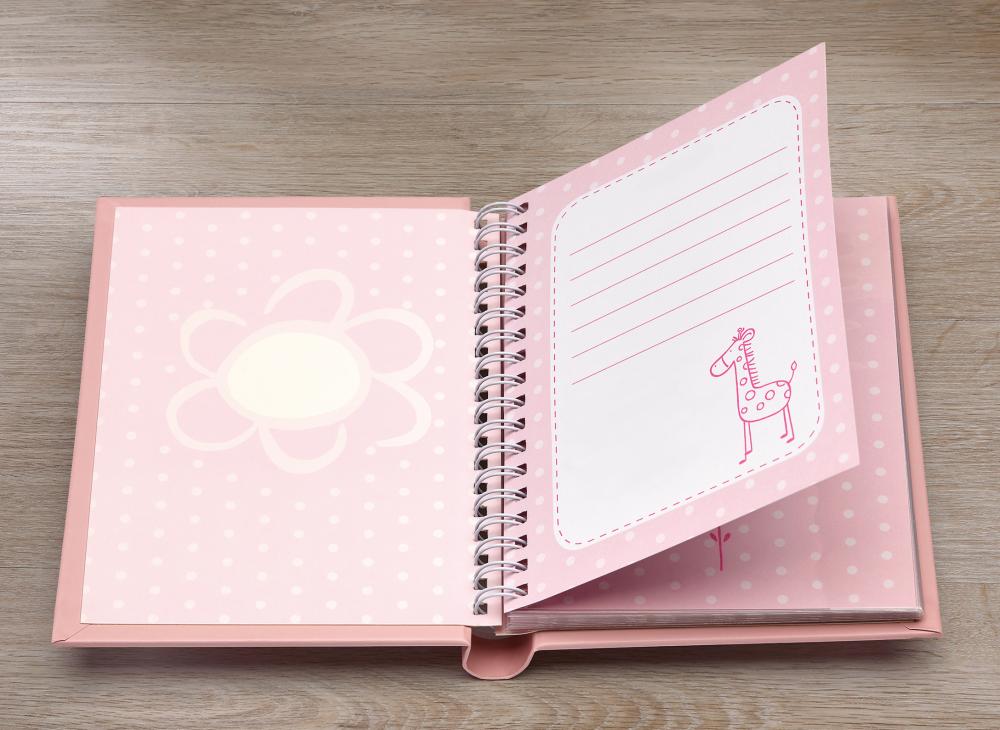 Baby animal Vaaleanpunainen - 30 Kuvaa 11x15 cm