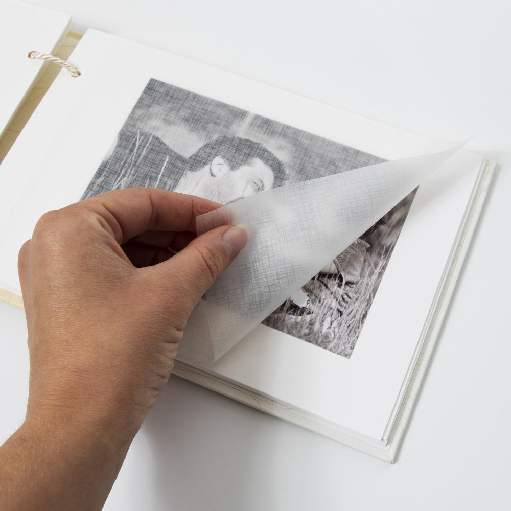 Vauva-albumi Bambini Creme - 23,5x16 cm (40 Valkoista sivua / 20 lehteä)