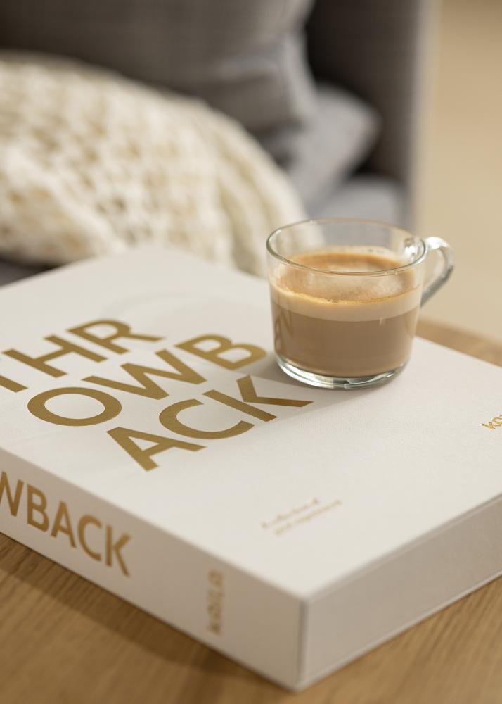 KAILA THROWBACK Warm Grey XL - Coffee Table Album - 60 Kuvalle Koossa 11x15 cm