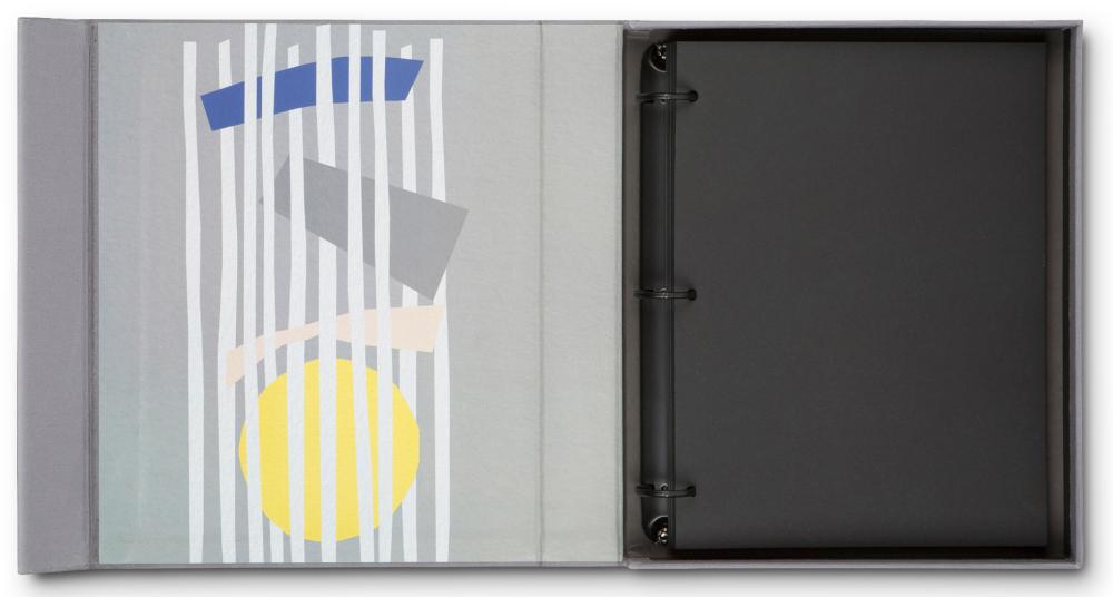 Life in Pictures Grey - A Coffee Table Album (60 Mustaa sivua / 30 lehteä)