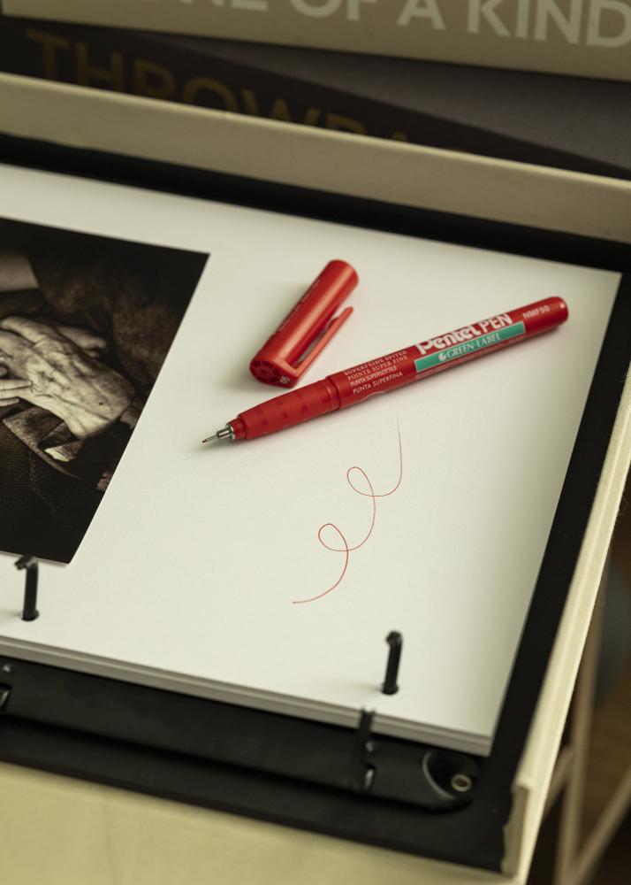 Pentel NMF50-B - Punainen Albumitussi - 0,4 mm