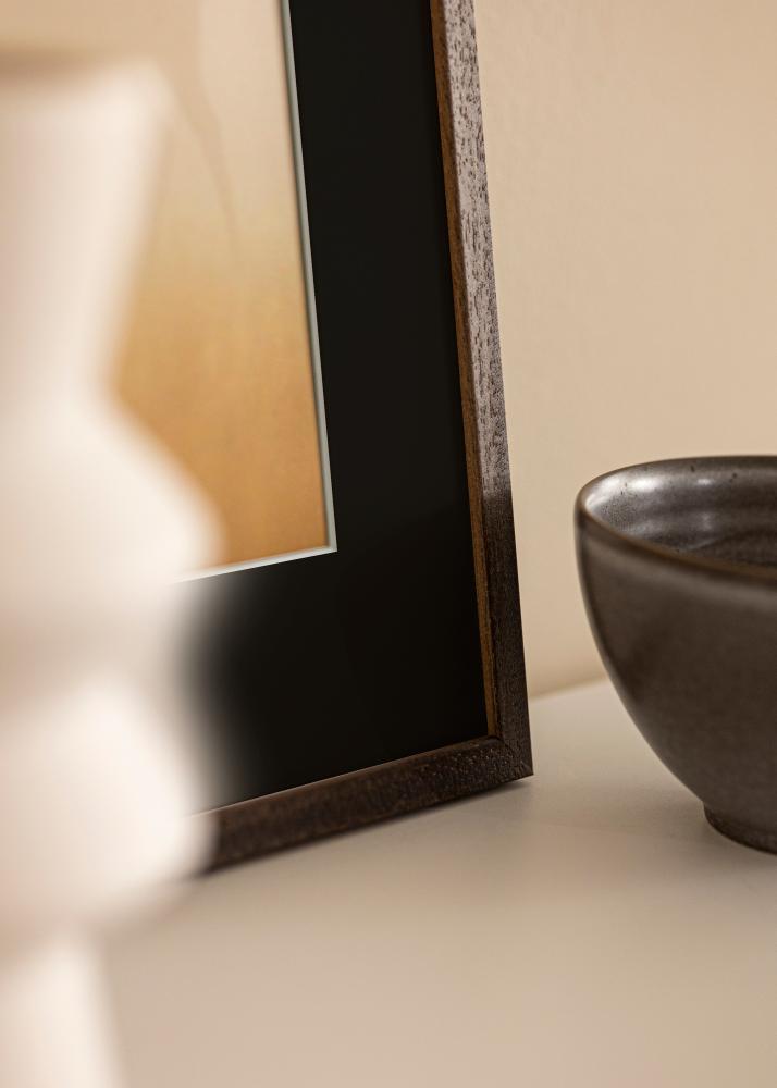 Kehys Edsbyn Saksanpähkinä 35x50 cm - Paspatuuri Musta 24x30 cm