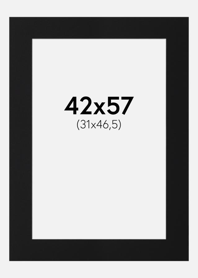 Paspatuuri Musta Standard (Valkoinen keskus) 42x57 cm (31x46,5)