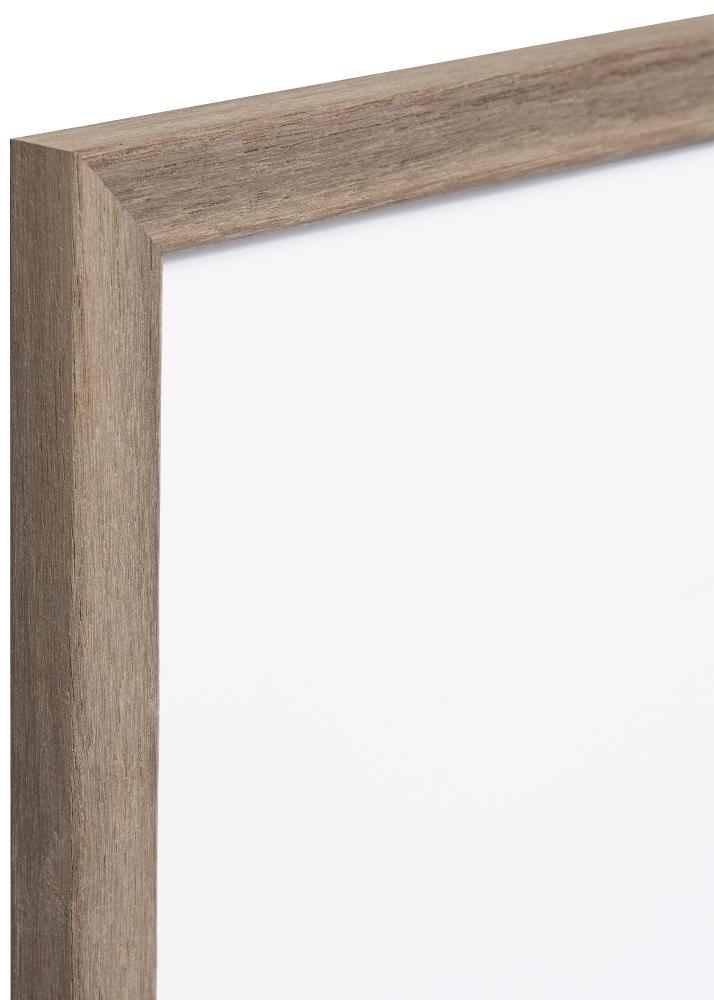 Edsbyn Kollaasikehys I Vaalea Saksanpähkinä - 3 Kuvalle (10x15 cm)