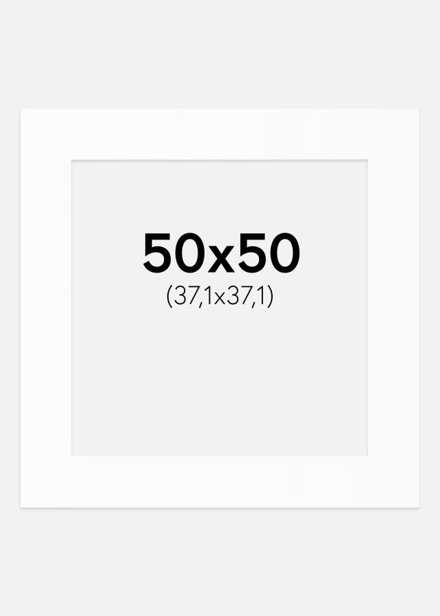 Passepartout Valkoinen Standard (Valkoinen keskus) 50x50 cm (37,1x37,1)