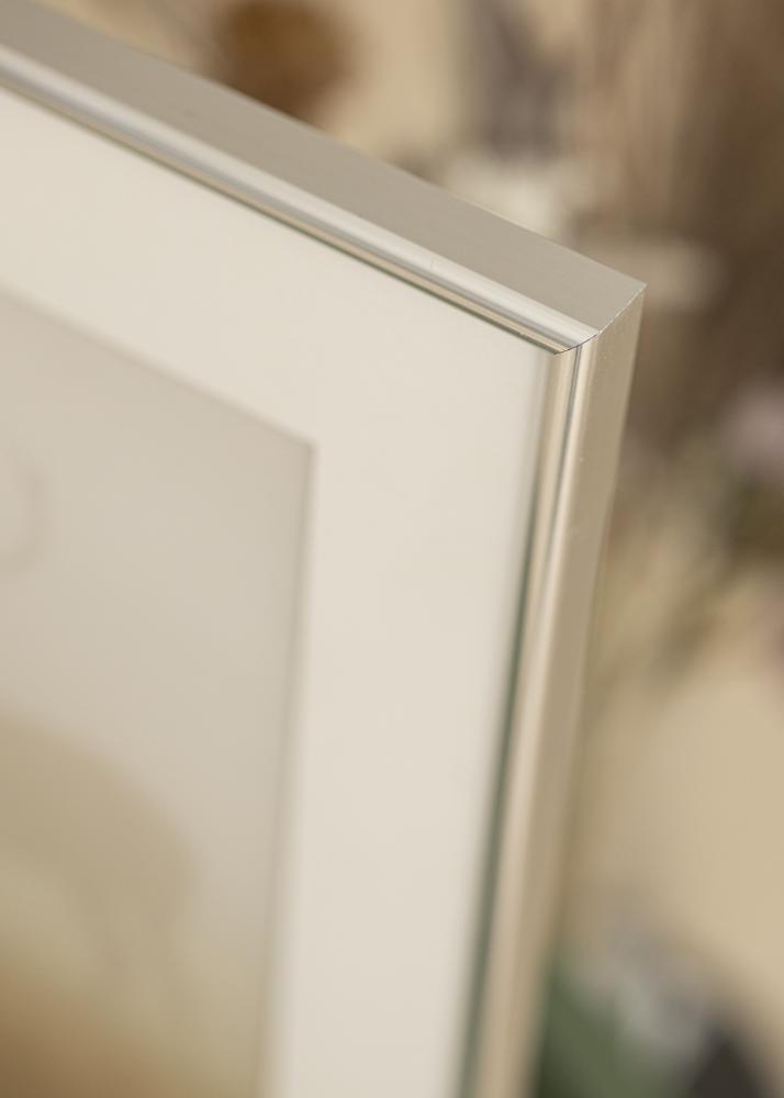 Kehys Galeria Hopeanvärinen 28x35 cm