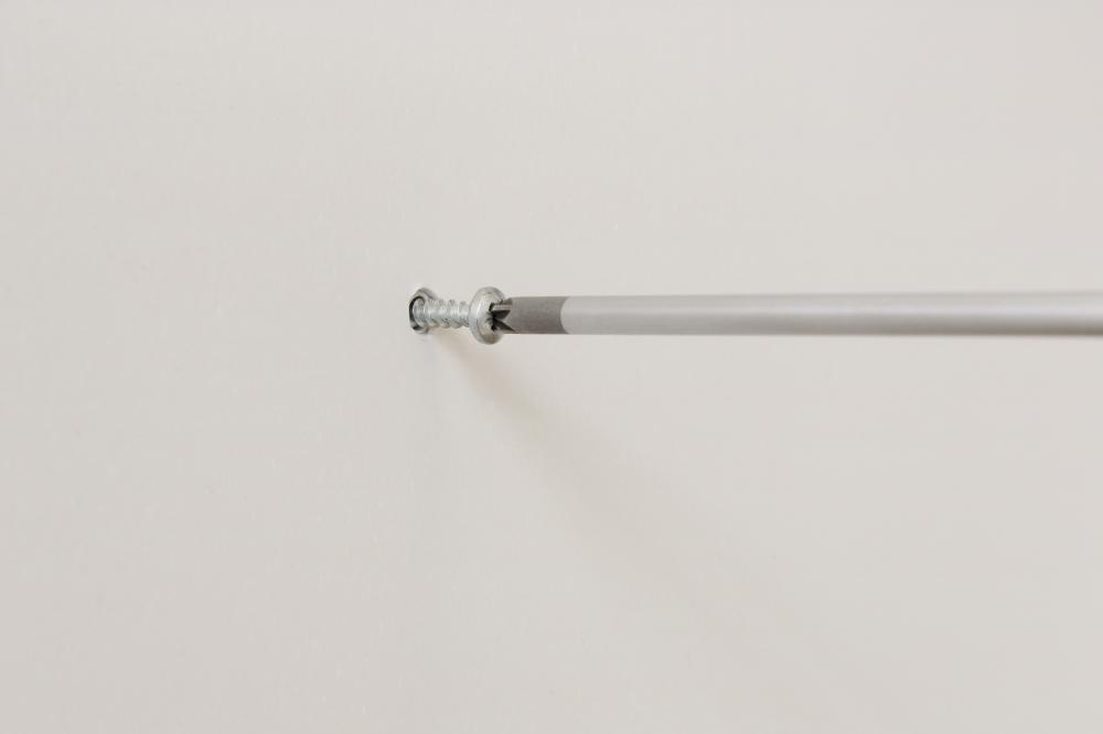 Ruuvi ja tulppa betoniseinälle - 5-pakkaus (40x8 mm)