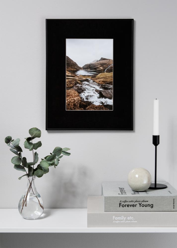 Paspatuuri XL Musta (Valkoinen keskus) 50x60 cm (29x39)