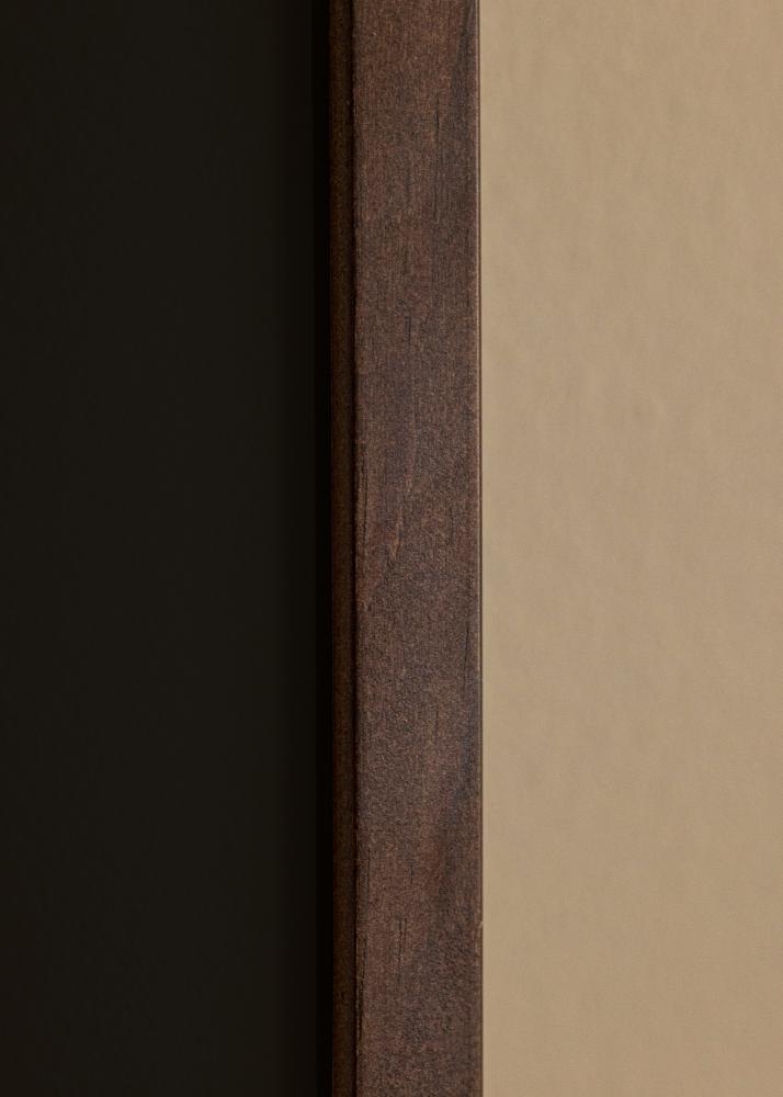 Kehys E-Line Saksanpähkinä 30x40 cm - Paspatuuri Musta 21x29,7 cm (A4)