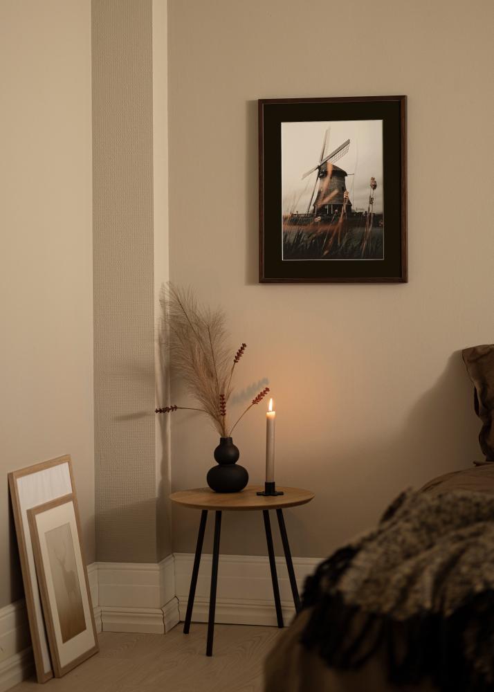 Kehys E-Line Saksanpähkinä 30x40 cm - Paspatuuri Musta 21x29,7 cm (A4)