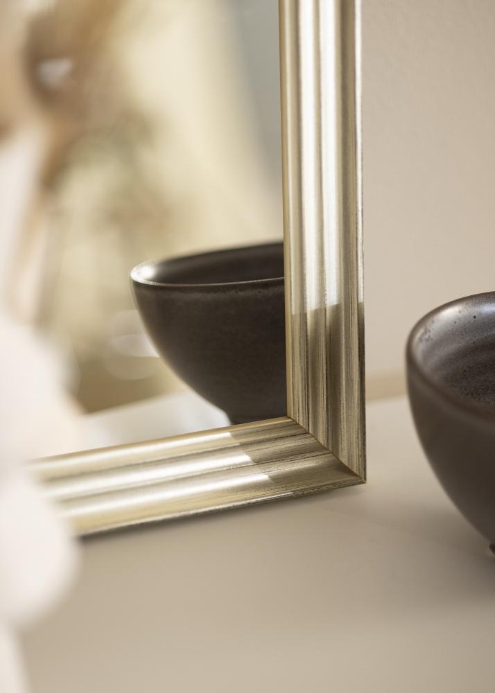 Peili Heby Hopeanvärinen