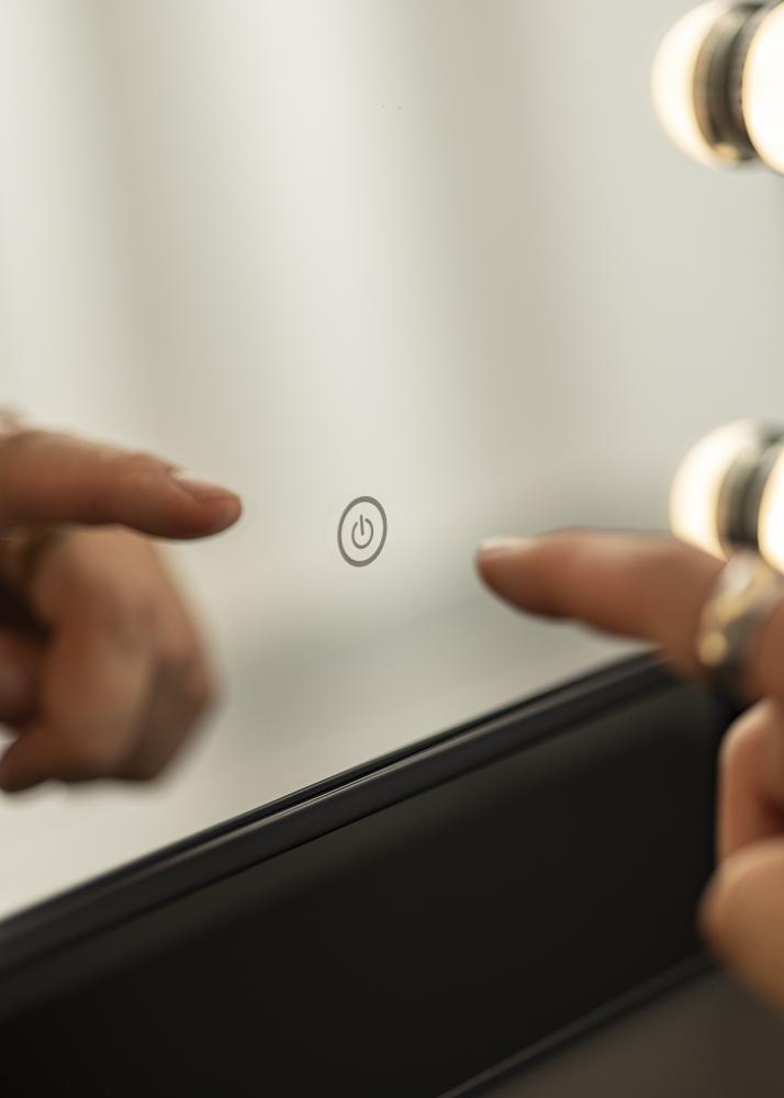 KAILA Meikkipeili I Valkoinen - 36x47 cm