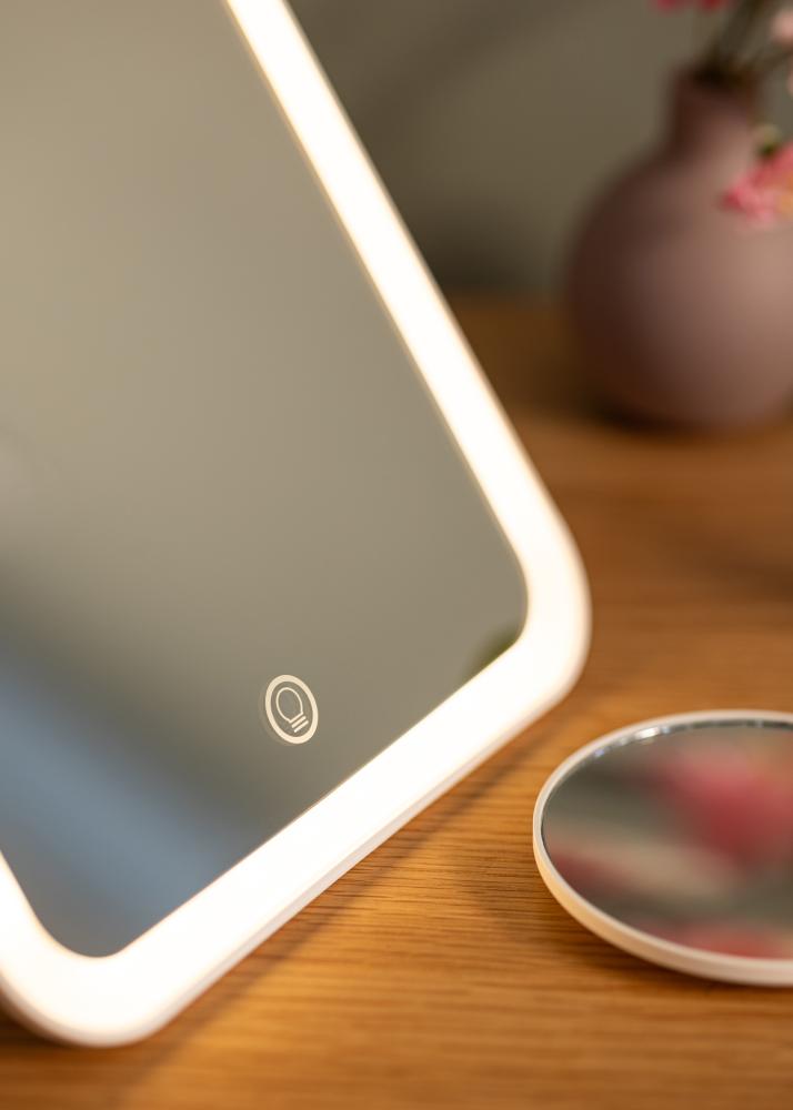 KAILA Meikkipeili Round Magnet 17x24 cm