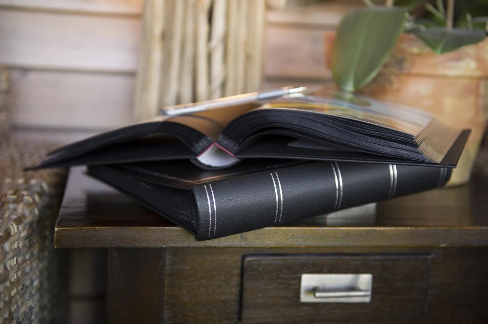 Black Line Super - 200 kuvalle koossa 11x15 cm