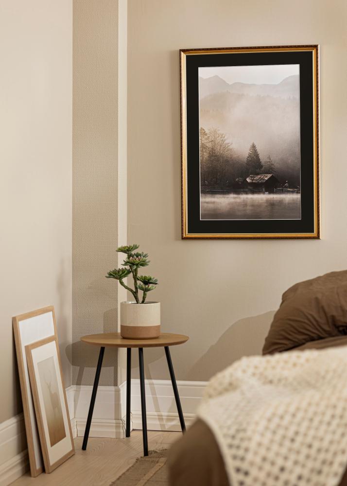 Kehys Abisko Kulta 40x50 cm - Paspatuuri Musta 29,7x42 cm (A3)