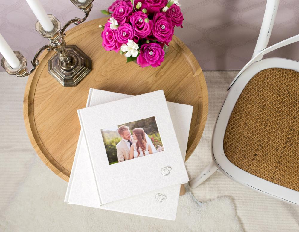 Music - 28x30,5 cm (60 Valkoista sivua / 30 lehteä)