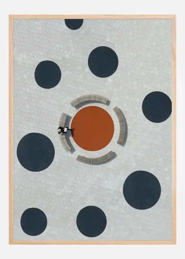 Reading from above Juliste