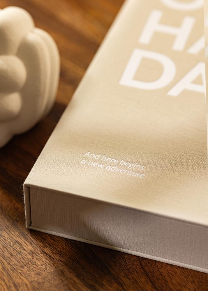 KAILA OH HAPPY DAY Grey - Coffee Table Photo Album (60 Mustaa sivua)